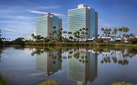 Doubletree Hotel at The Entrance to Universal Orlando